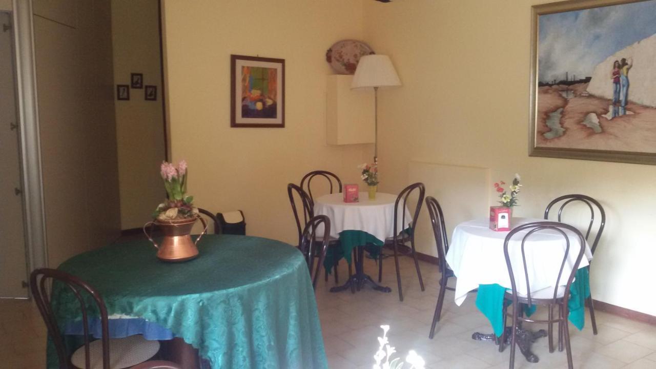 Hotel Le Vigne Contigliano Buitenkant foto